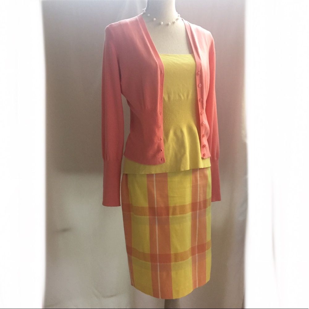 Preppy skirt. Lined beautifully/tacked. Hook/eye.